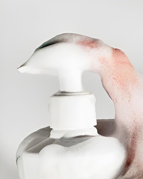 Eclat Soin Sensitive Skin Face & Body Cleanser with creamy foam and pump dispenser